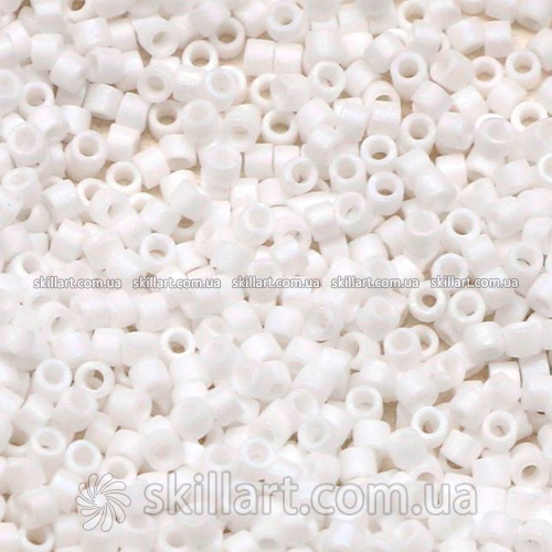 Бисер DB-750 Miyuki Delica Beads 11/0 (матовый, белый)